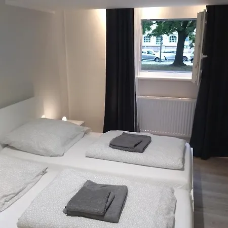 City-Apartment Spreeufer Im Herzen Berlins Exterior photo